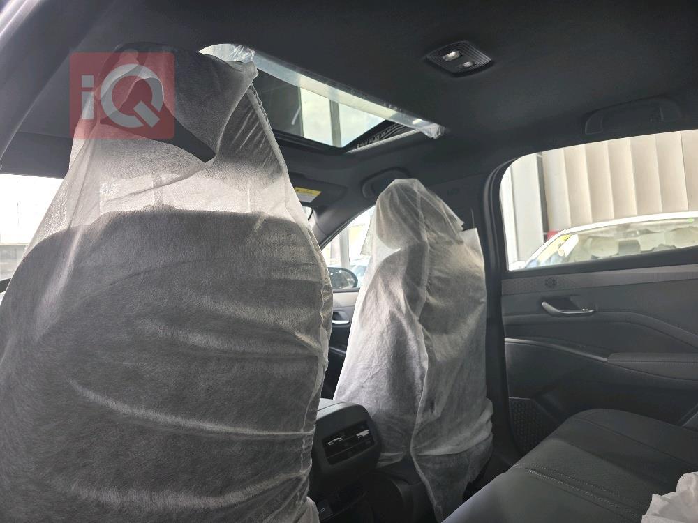 بي واي دي Qin Plus